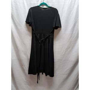 Neidor Black Short sleeve knee length Wrap Fit and FlareDress   US 20
